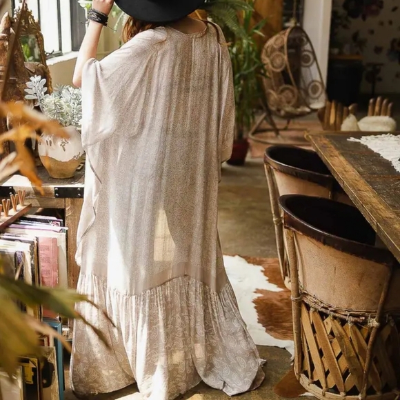 Paisley boho Kimono - Picture 3 of 7